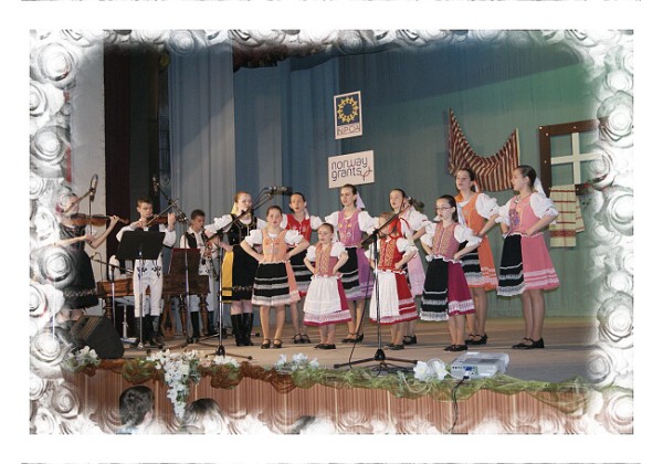 Mládež a tradície otvárajú hranice